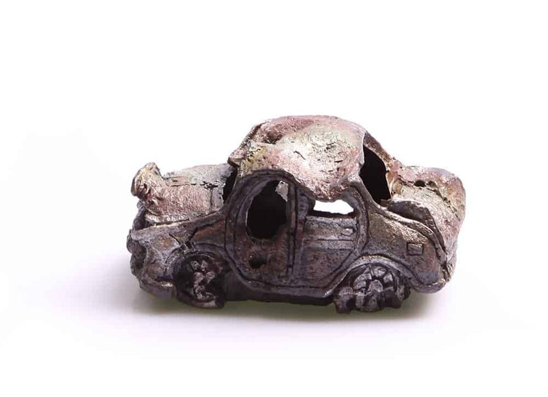 Ornament Ruined Car Sm 16x8cm-1