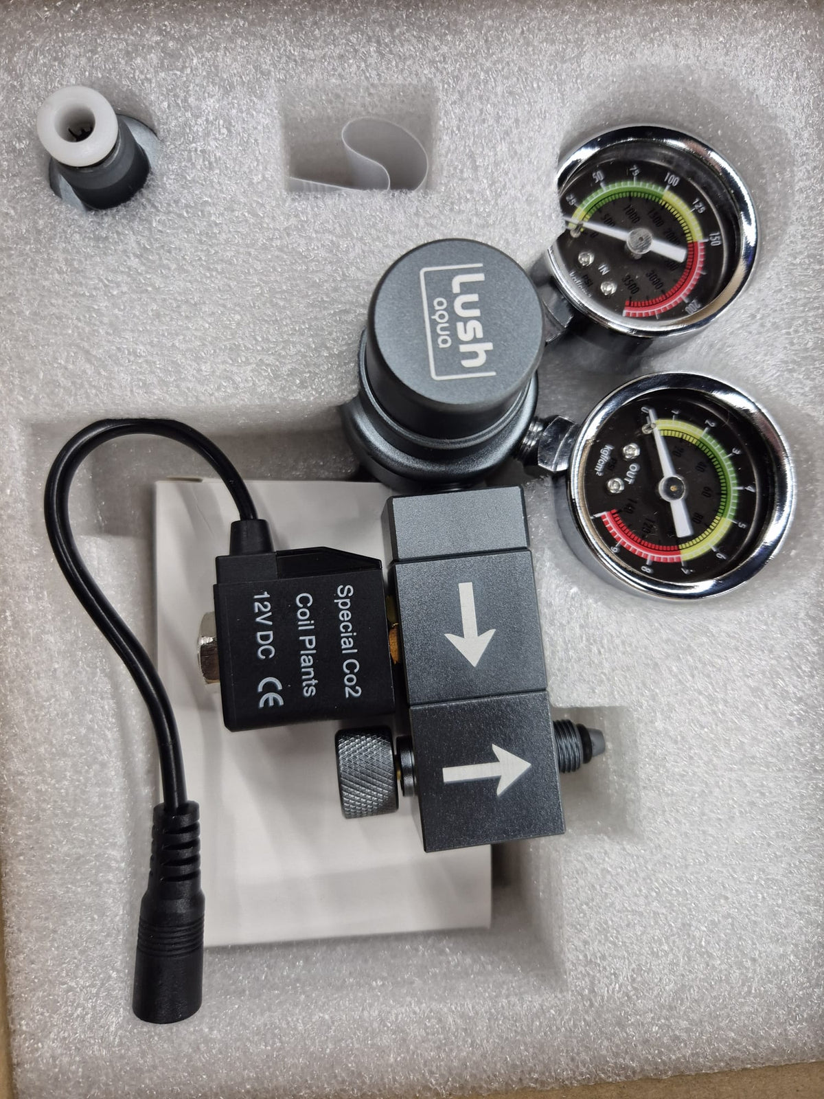 Lush CO2 Regulator Pro Max - Precision Dual Stage Dual Gauge with Solenoid & Bubble Counter-1